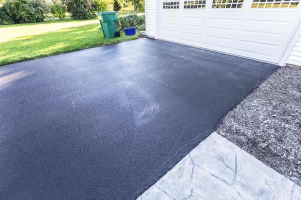 Blacktop Driveway Service in Novato