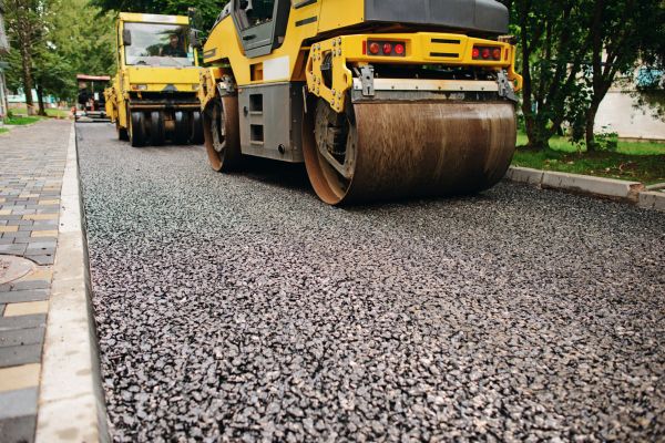 Gravel And Tar Paving in Novato