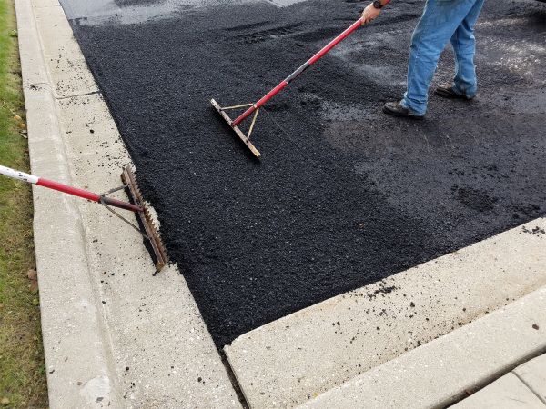 Asphalt Driveway Service in Novato